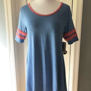 🎄NWT Lularoe Perfect T Size XXS🎄